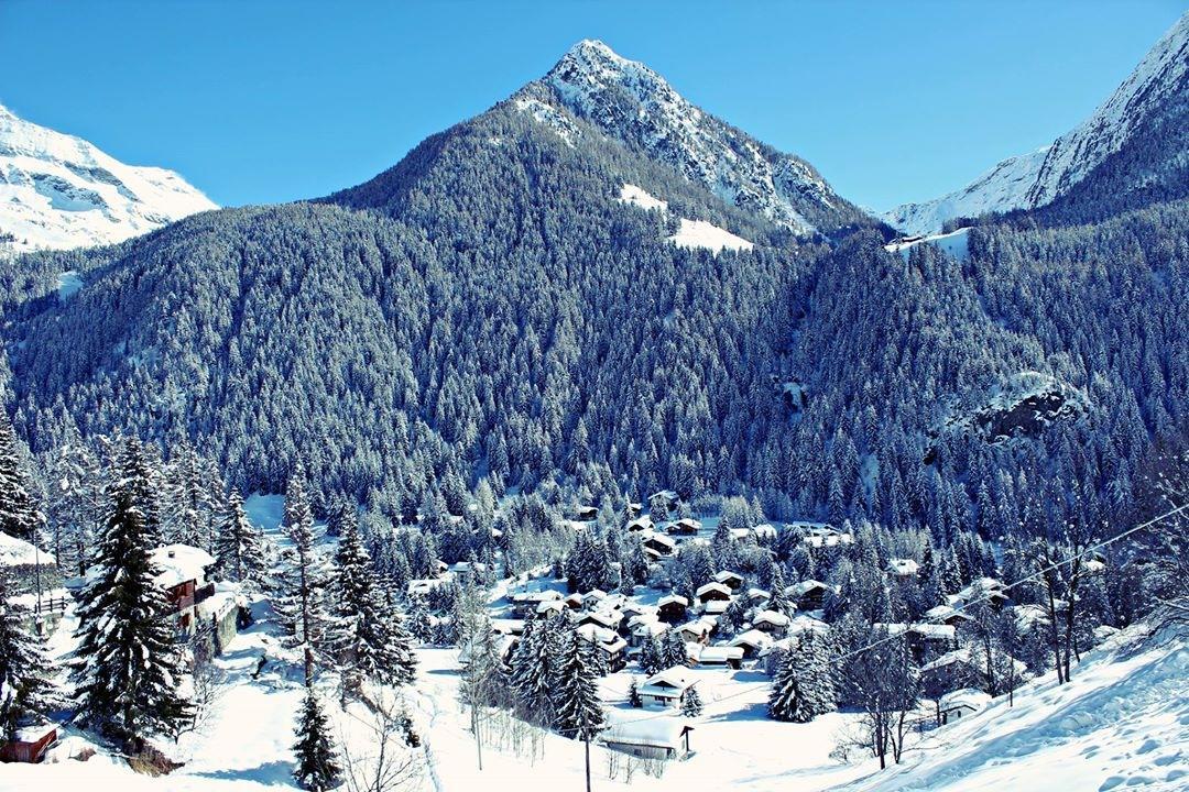 Maison Fosson Aparthotel Champoluc Exterior photo